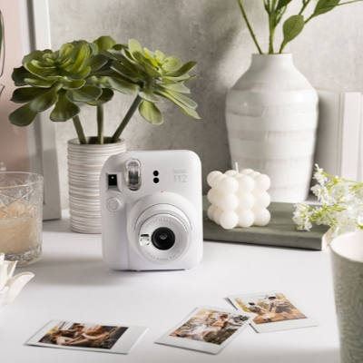 Wedding News: Instant photos make for lasting memories!